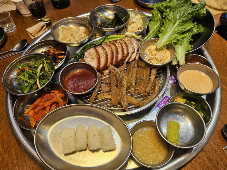 완미족발 강남논현2호점 이미지