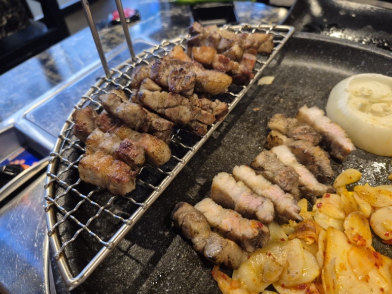 까치내볏짚삼겹살 이미지