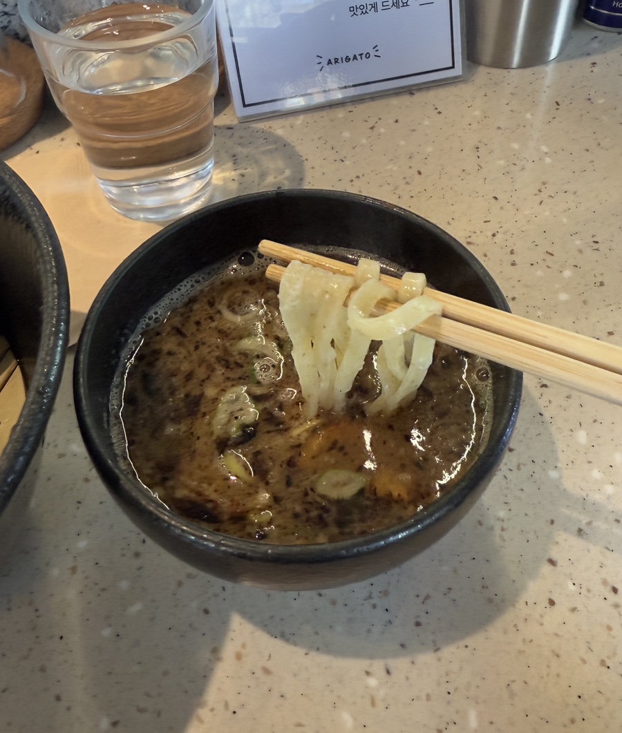 윤멘 이미지
