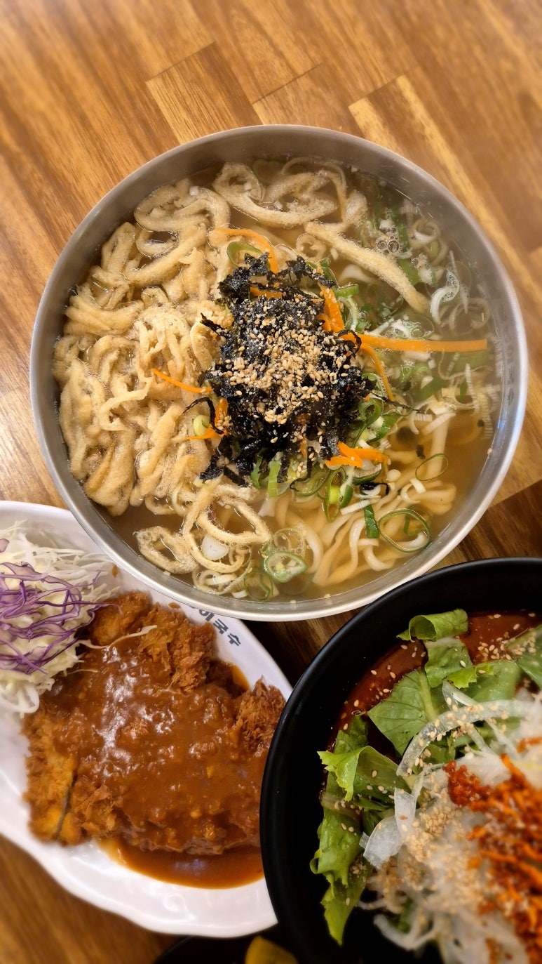 말랭이국수 이미지