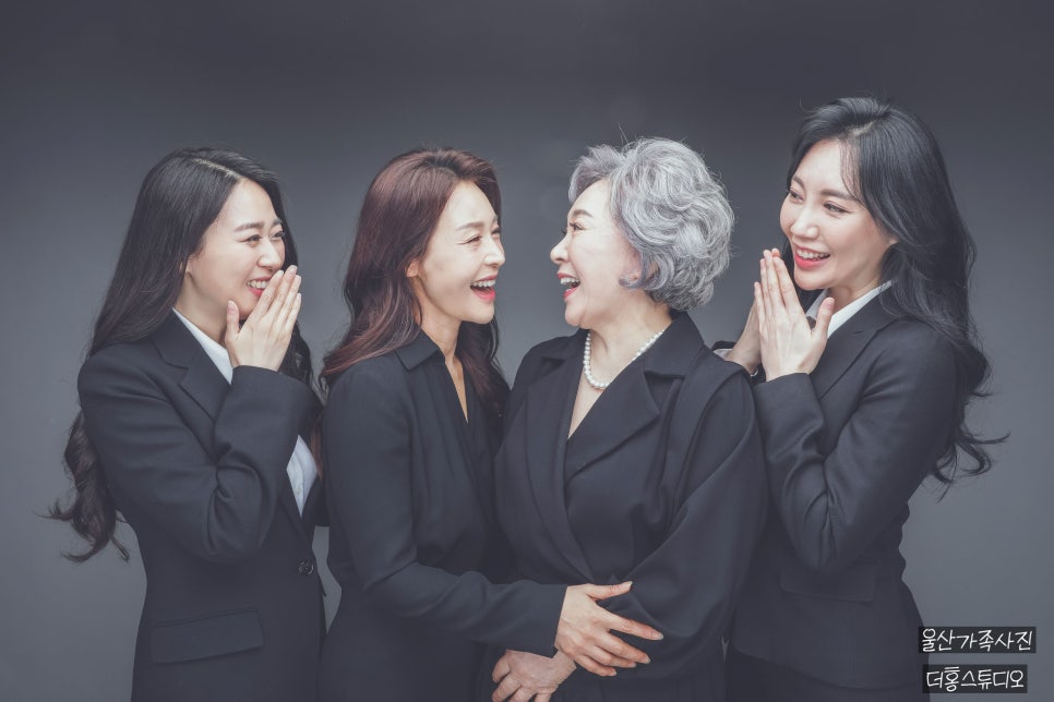스튜디오깃든 이미지