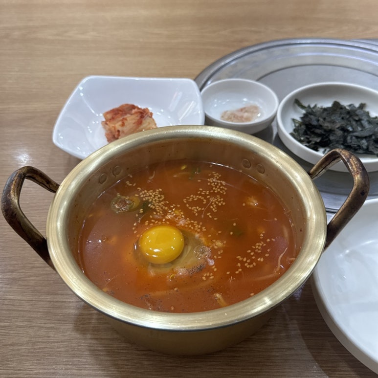 손춘지콩나물국밥 이미지