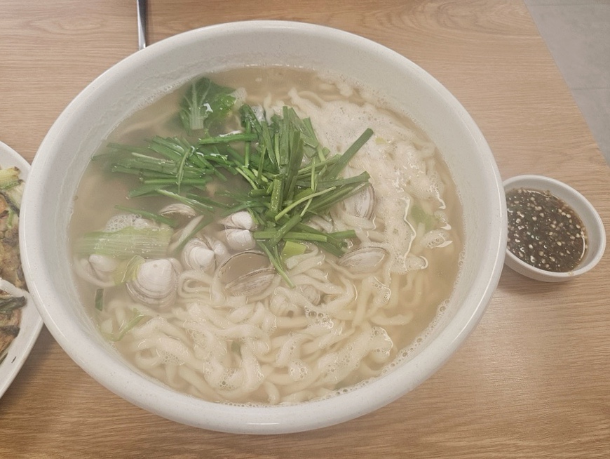 유비칼국수 이미지