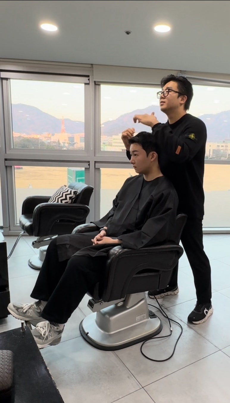 제이콥바버샵 이미지