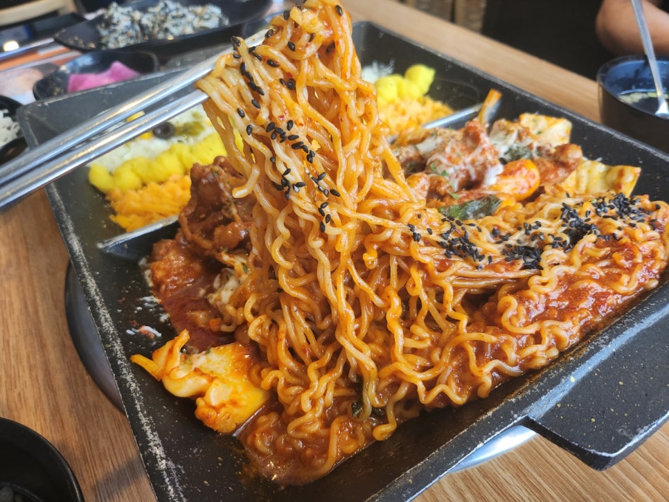 헬로팬닭갈비 이미지