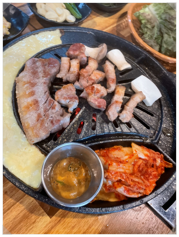 못난이돼지 이미지