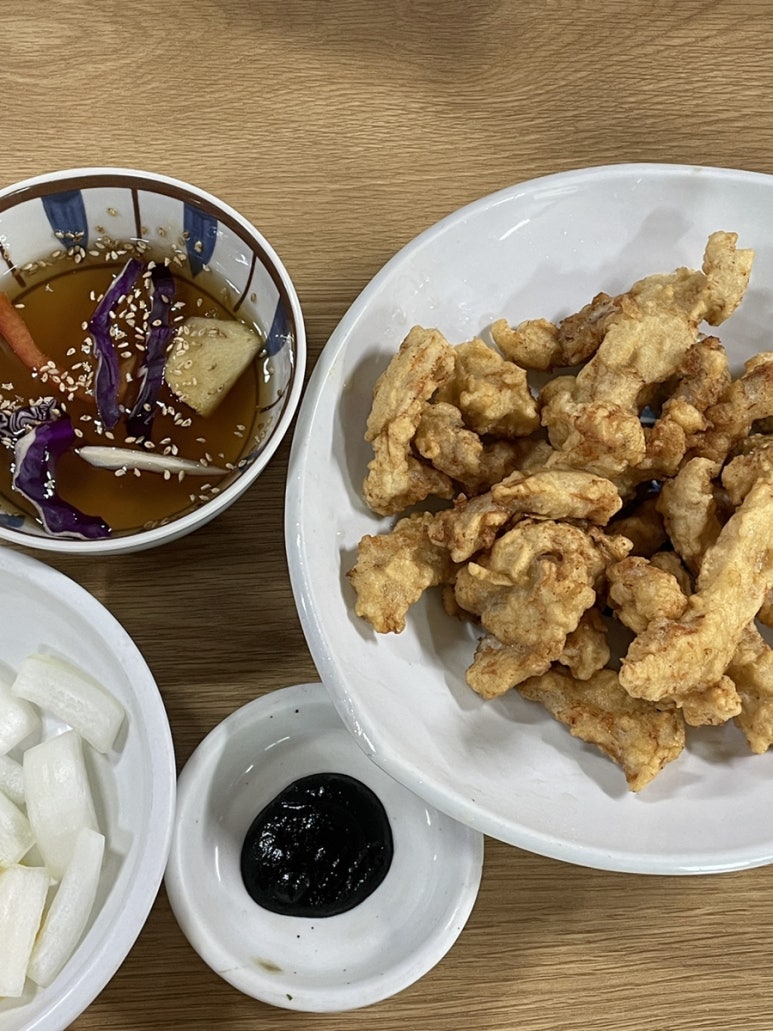 항구반점 이미지