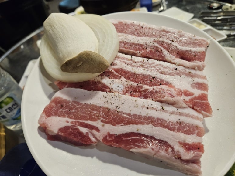 복돼지연탄구이 이미지