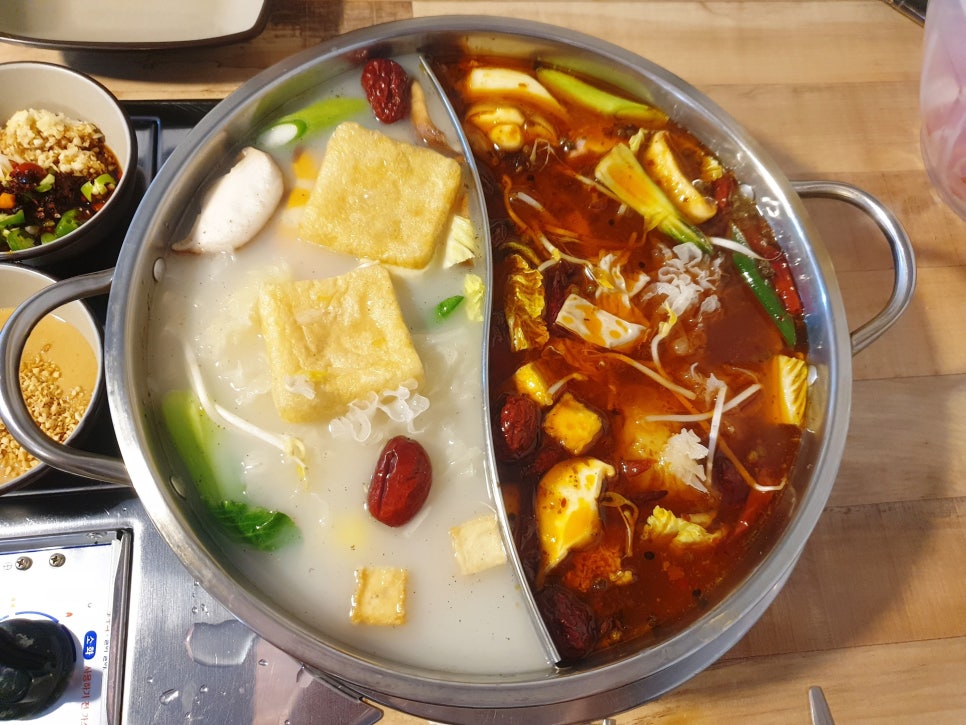 마라세계 훠궈 이미지