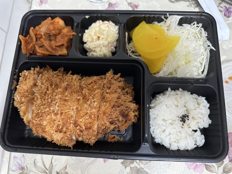 최박사돈까스냉면 이미지