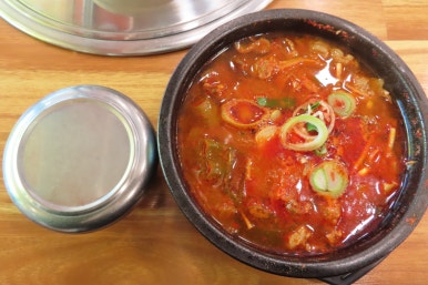 꼼돼지 이미지