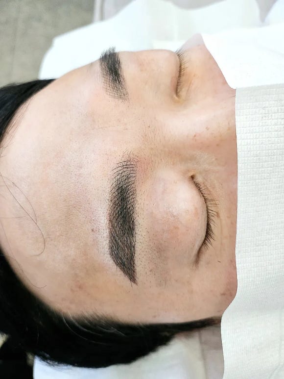 자연스런눈썹 이미지