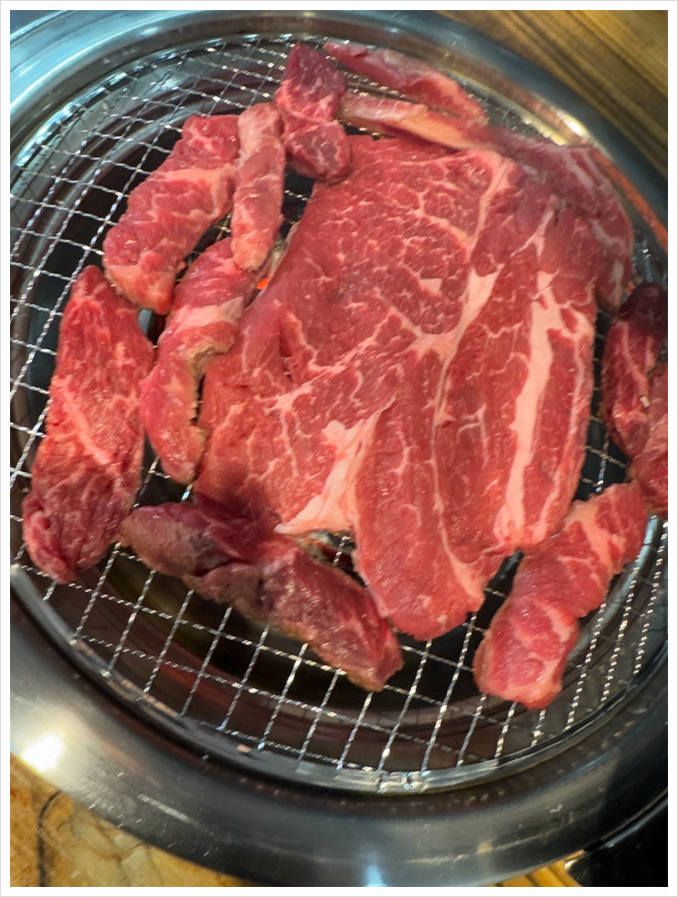 먹고봐식당 이미지