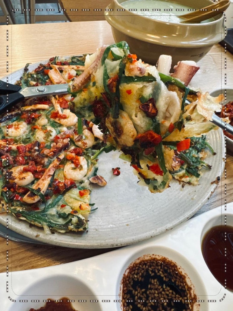 동동칼국수 이미지