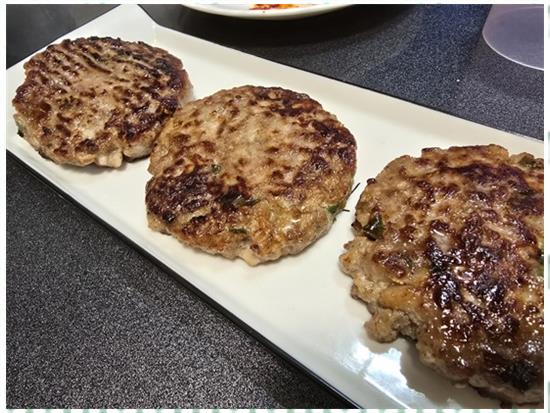 돌 정육점 이미지