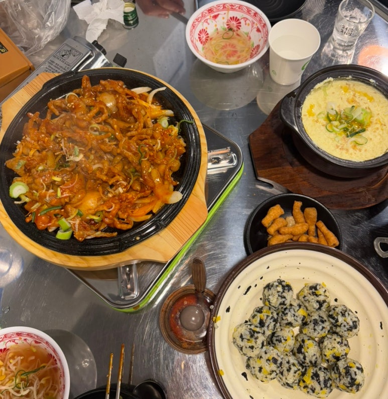 목련닭발 이미지