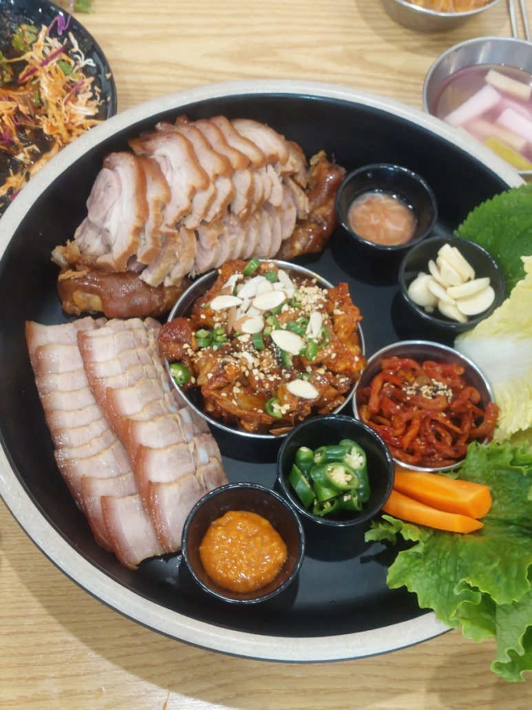 홍스족발인천서 이미지