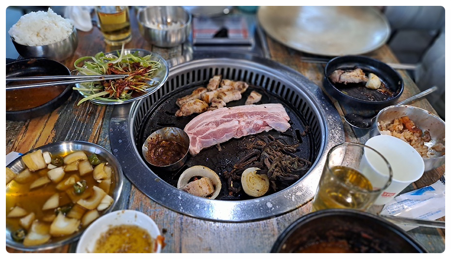 제주귤품은흑돼지중문점 이미지