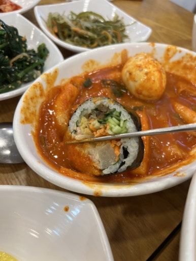 얌샘김밥 이미지
