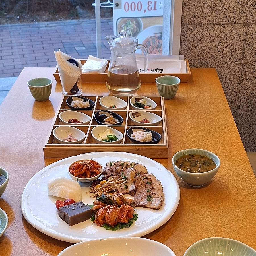 배멧보쌈 이미지