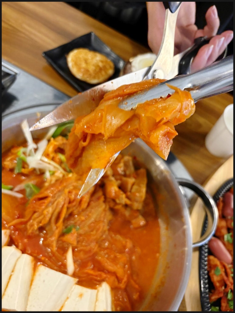 두번먹는명인김치찜 이미지