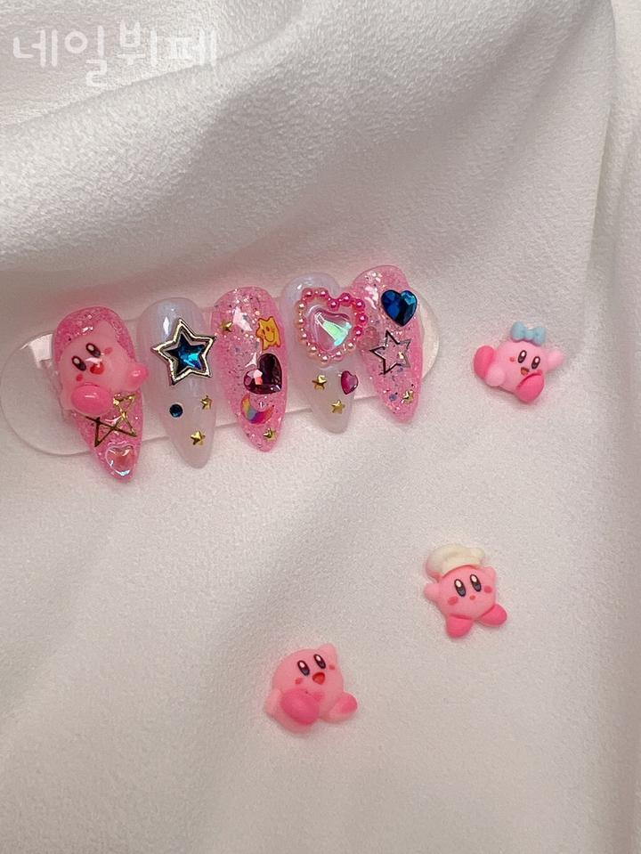 네일뷔페 이미지