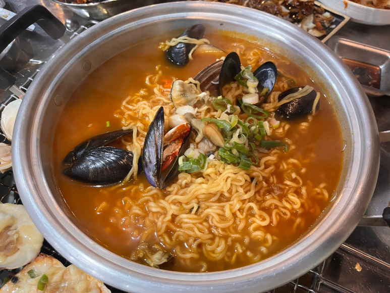 바다가득한거제조개구이 이미지