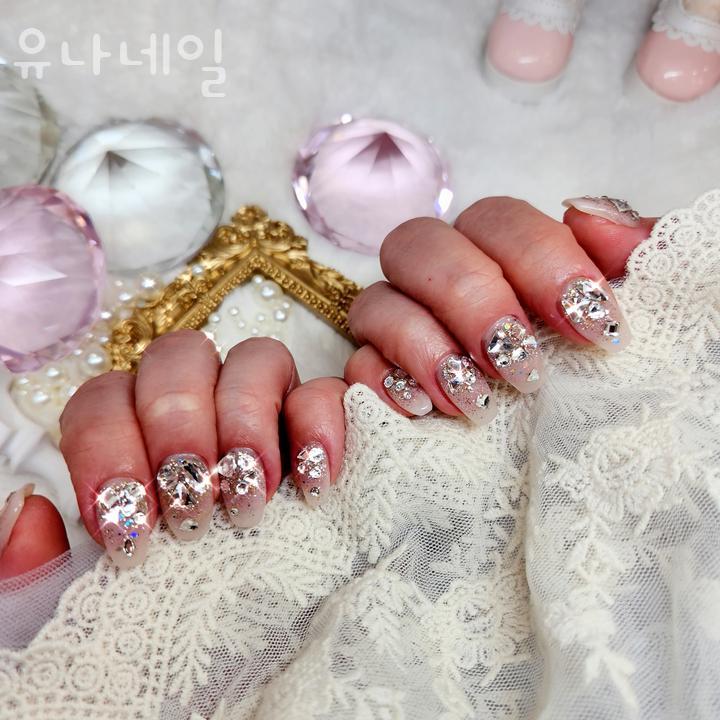 유나네일 이미지