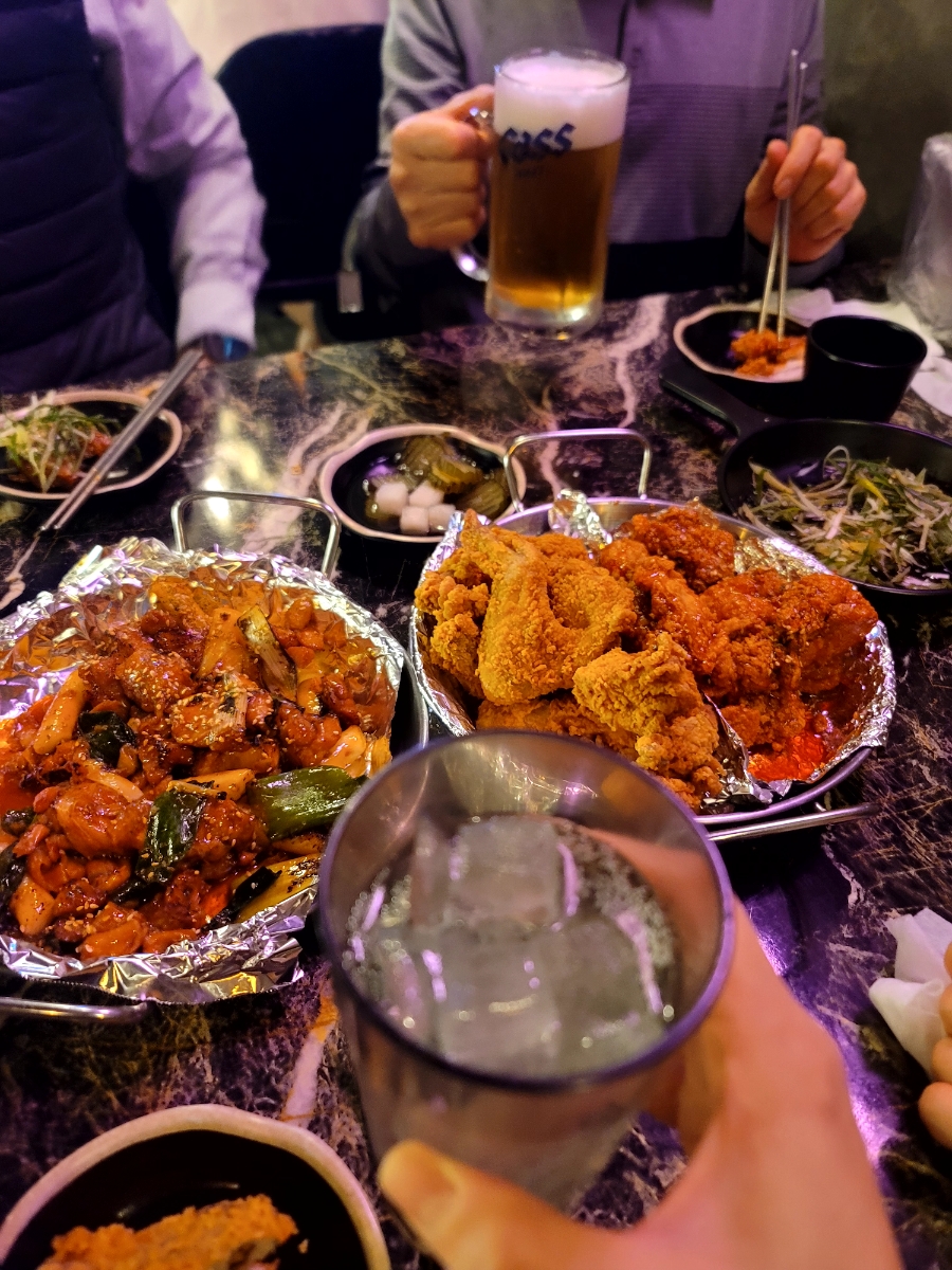봉다리숯불두마리치킨 이미지