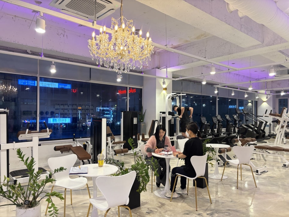 위너스휘트니스 이미지