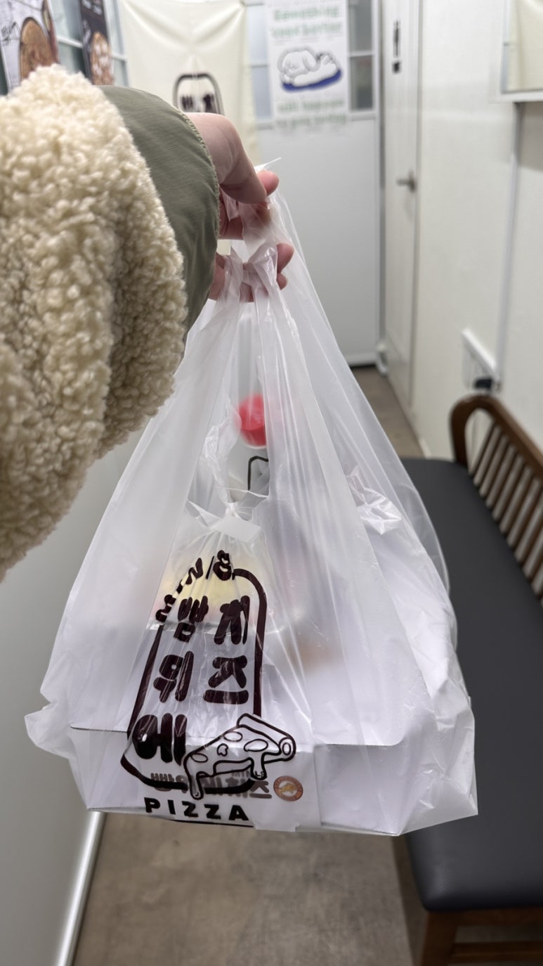 빵위에치즈강서점 이미지