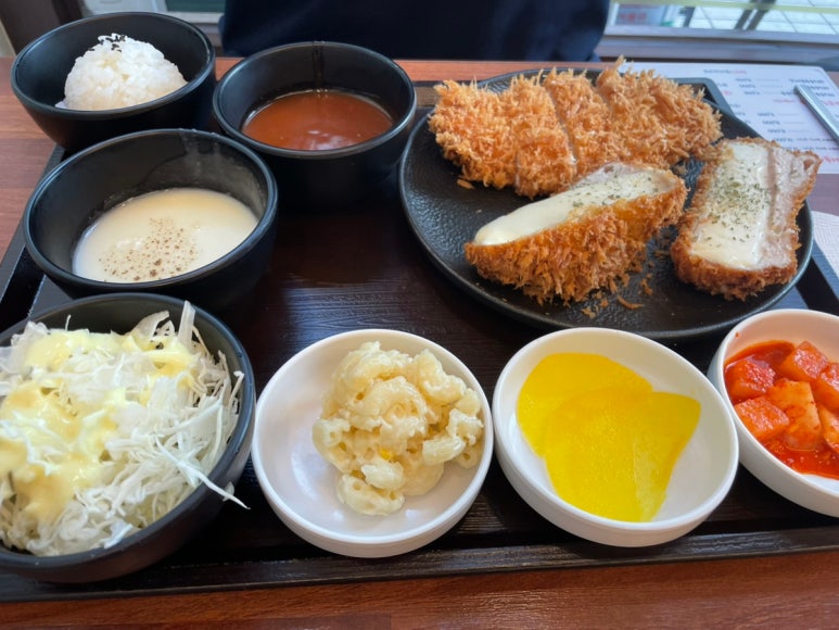 최박사돈까스냉면 이미지