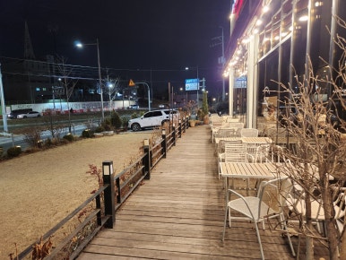 투썸플레이스구리담터점 이미지