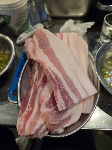 돈돌집 이미지