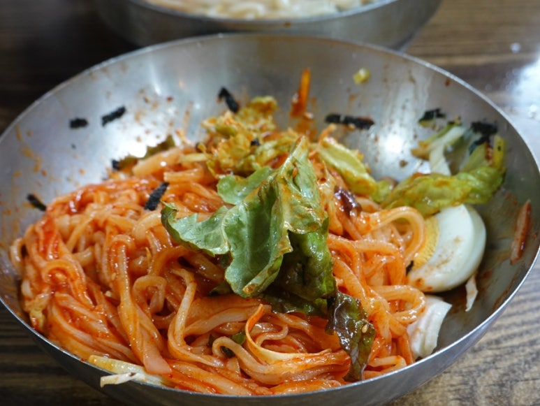 마당손칼국수 이미지