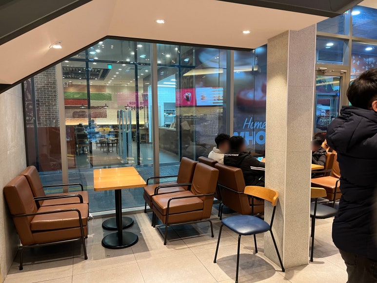 투썸플레이스 울산성남점 이미지