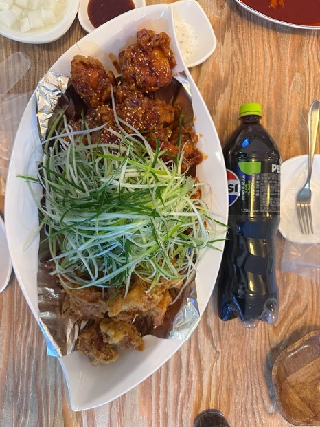 왕큰손파닭충대 이미지