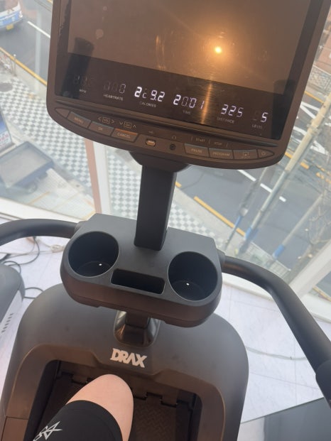 오몽네일 이미지