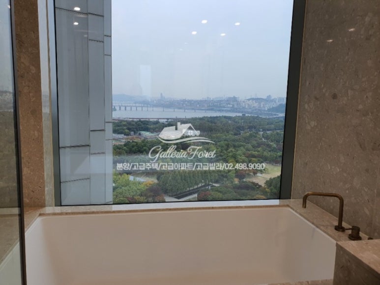 아크로리빙 이미지