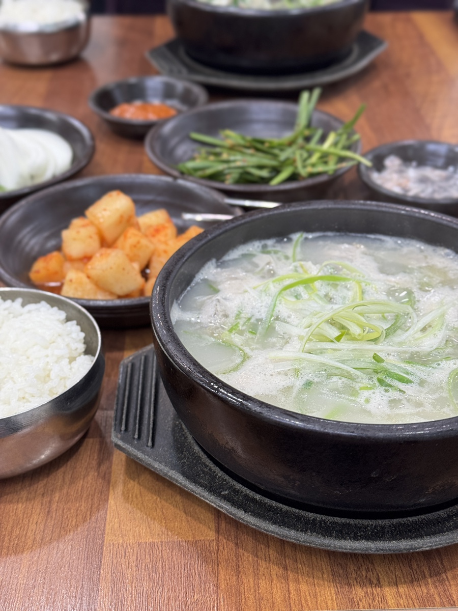 동궁찜닭고현점 이미지