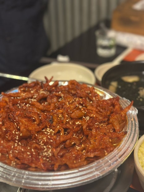 이동천석쇠불닭발 이미지