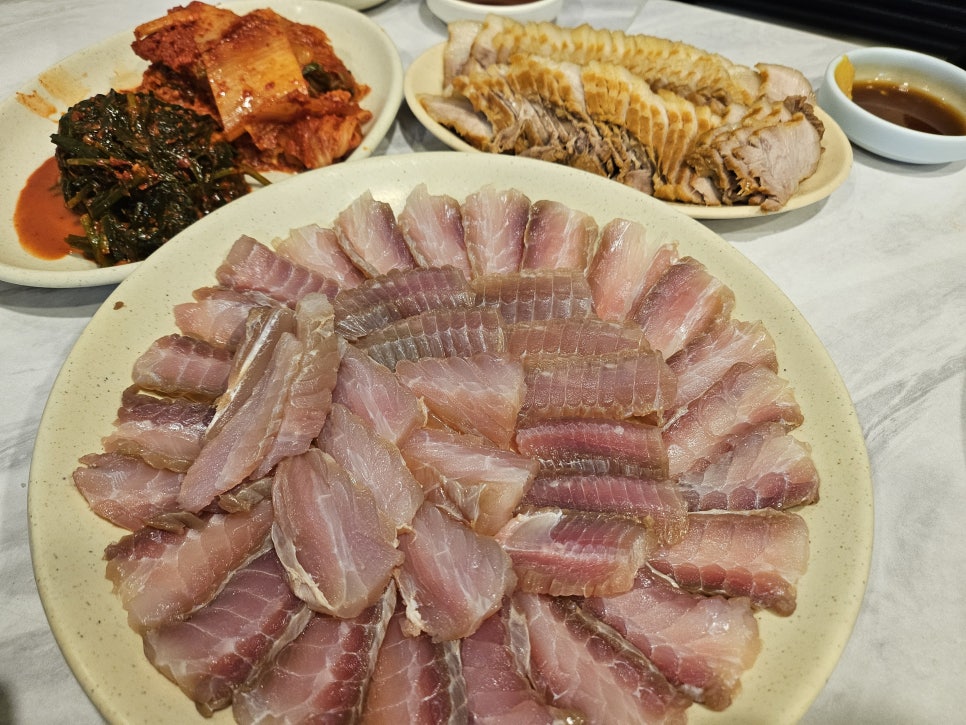 홍탁마을 이미지