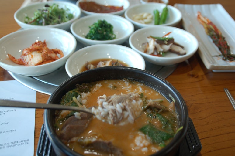 매화담흑염소 이미지