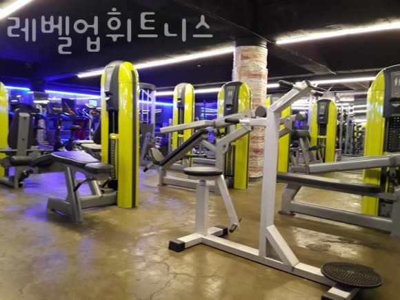 레벨업휘트니스 이미지