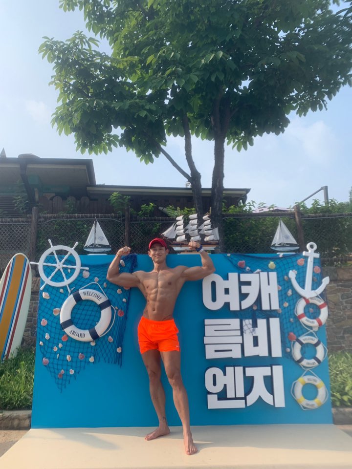 머슬뷰짐 이미지