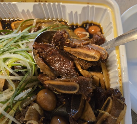 베스트생갈비앤찜닭산척점 이미지