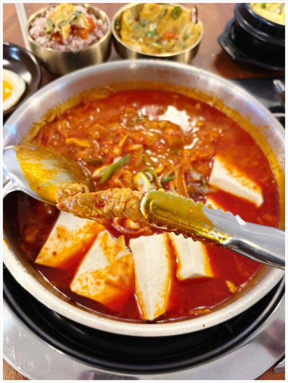 두번먹는명인김치찜 이미지