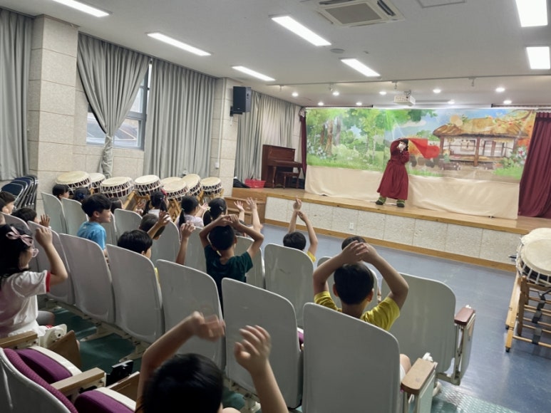 서울두산초등학교 이미지