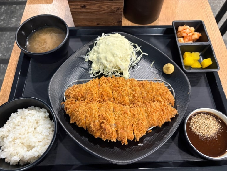 미쁘다 돈까스 이미지