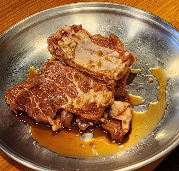 도도한암퇘지 이미지